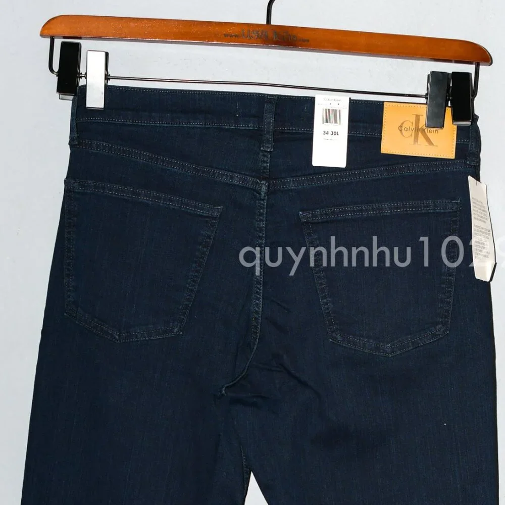 Calvin Klein Men's Denim Jean Straight Fit Stretch Denim Coin Pocket